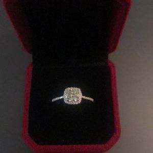 1 carat moissanite GRA certified. .925 sterling silver.